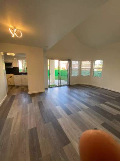 Main picture of 12033 Calle de Montana