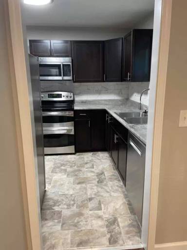 Main picture of 2409 Chestnut Ave
