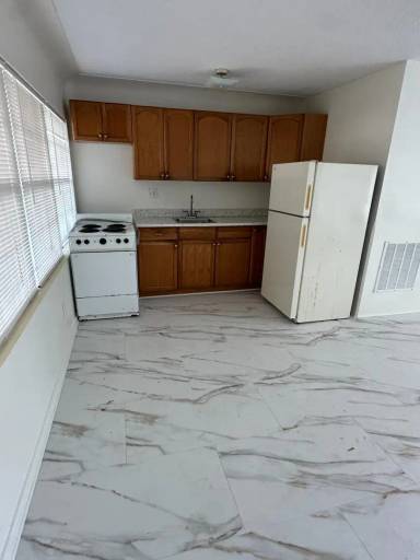 Main picture of 1701 16th St N