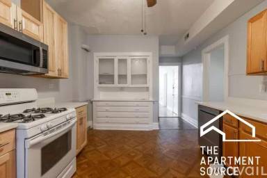 Main picture of 2107 N California Ave