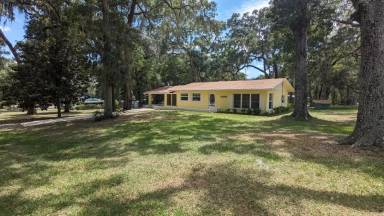 Main picture of 8379 Idle Time Rd