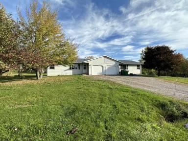 Main picture of 1666 Bittersweet Dr