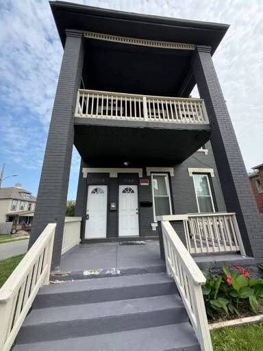 Main picture of 1044 E Long St