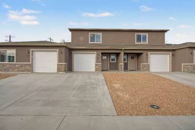 Main picture of 2350 Glen Canyon Ave