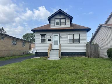 Main picture of 758 May St
