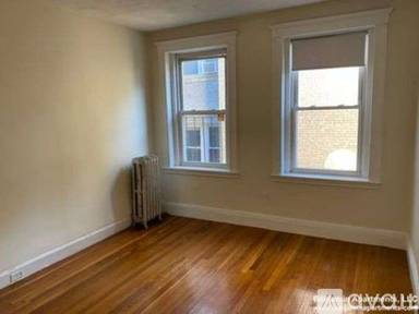 Main picture of 25 Walbridge St Apartments
