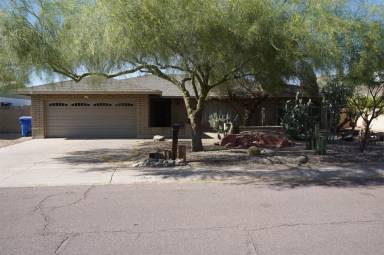 Main picture of 1504 E Julie Dr