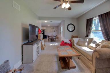 Main picture of 4344 9th St