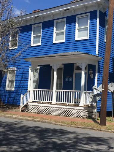 Main picture of 210 E Anderson St