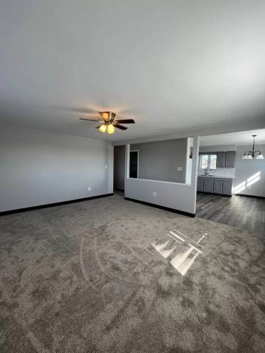 Main picture of 8467 Airport Rd