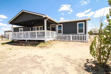 Main picture of 3955 Feather Ridge Dr
