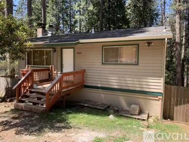 Main picture of 4907 Golden St