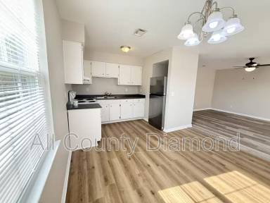 Main picture of 130 Beulah Ave