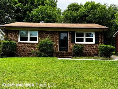 Main picture of 1926 Lynette Dr