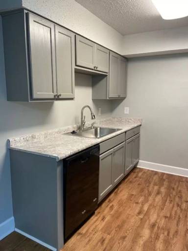 Main picture of Carriage Place Condominiums