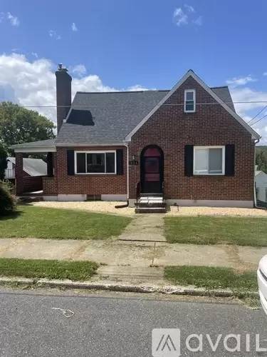 Main picture of 2882 Aronimink Pl