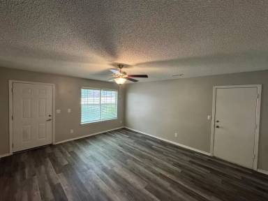 Main picture of 4420 W Franciscan Trl