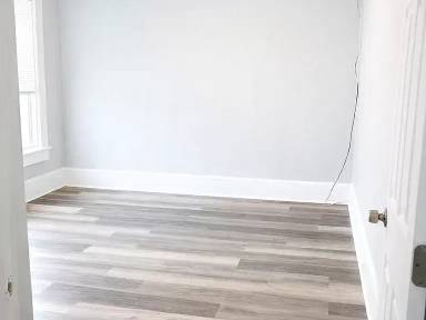 Main picture of 242 E High St