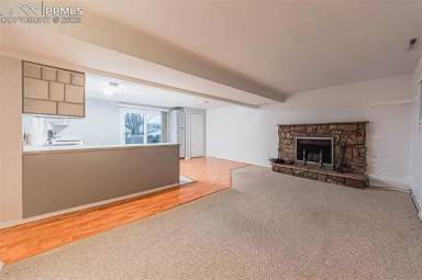 Main picture of 2428 Zane Pl