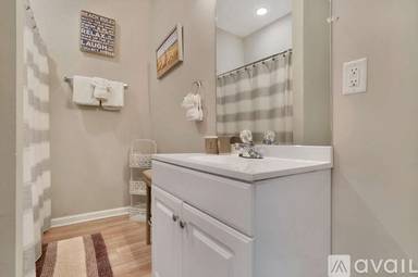 Main picture of 55 Maple St