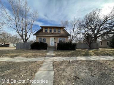 Main picture of 801 W 5th Ave