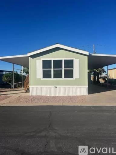 Main picture of 9427 E University Dr