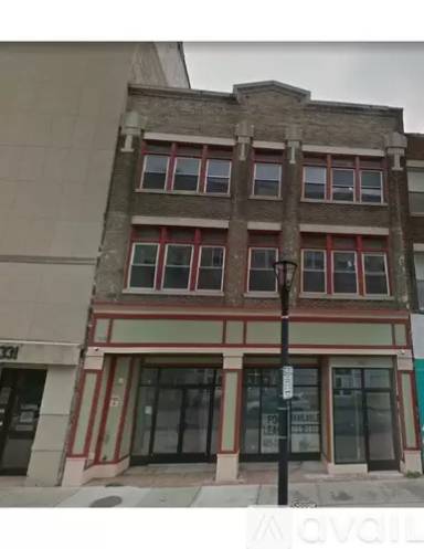 Main picture of 337 Main St