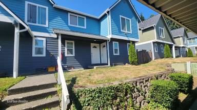 Main picture of On the Green Apartment Homes