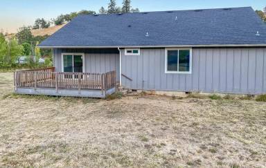 Main picture of 11132 N Umpqua Hwy