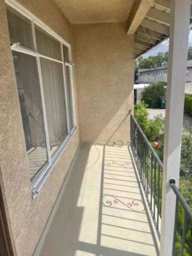 Main picture of 918 W Huntington Dr