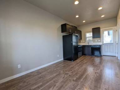 Main picture of 1024 Hatton Ave