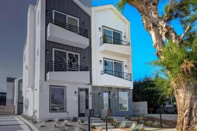 Main picture of 6018 Comey Ave