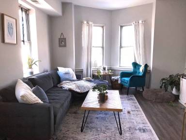 Main picture of 700 S 5th St