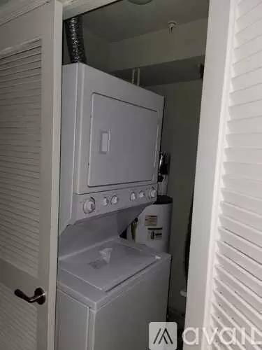 Main picture of 6 Rhode Island Ave NW