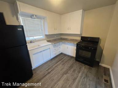 Main picture of 2505 Poplar St
