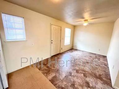 Main picture of 813 E Huntsville Ave
