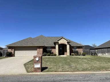 Main picture of 1205 Alma Dr