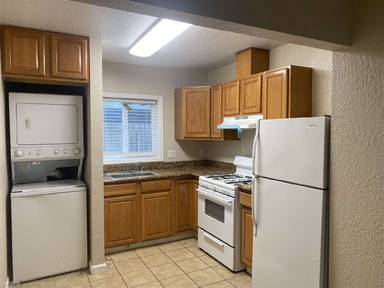 Main picture of 2408 Mitchs Ln