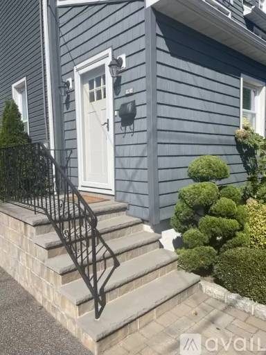 Main picture of 92 Iris Ave