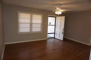 Main picture of 3611 32nd St