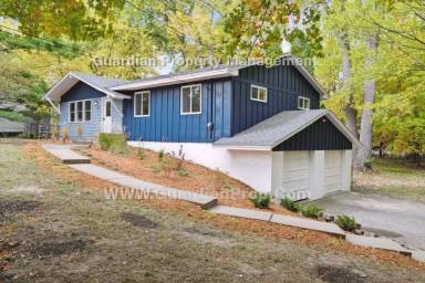 Main picture of 1445 Cherry Pl