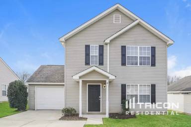 Main picture of 5748 Fairchase Ave