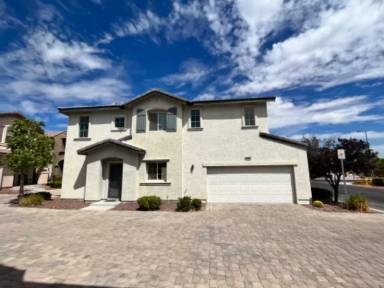 Main picture of 1236 Shades End Ave