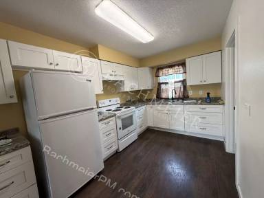 Main picture of 120 SE 17th St