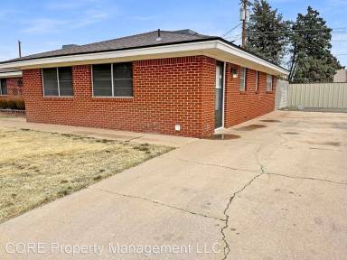 Main picture of 2612 E Sunset Cir