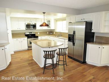 Main picture of 4891 Cartlen Dr
