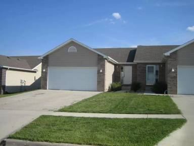 Main picture of 4634 Twain St