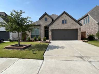 Main picture of 23923 Sage Row Ln
