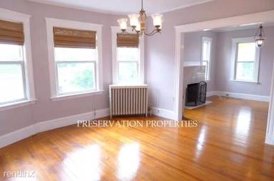Main picture of 36 Lexington St