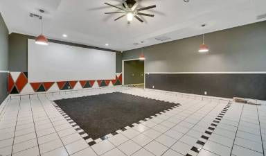 Main picture of 1503 N Cheyenne Ave